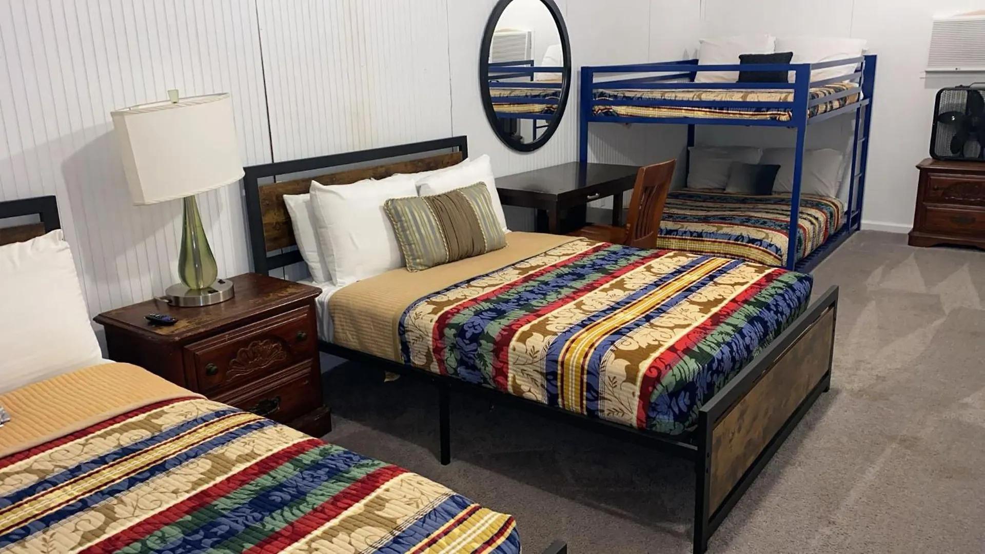 Apartment 3 Bedroom Guest House Get Away Ideal Location Memphis