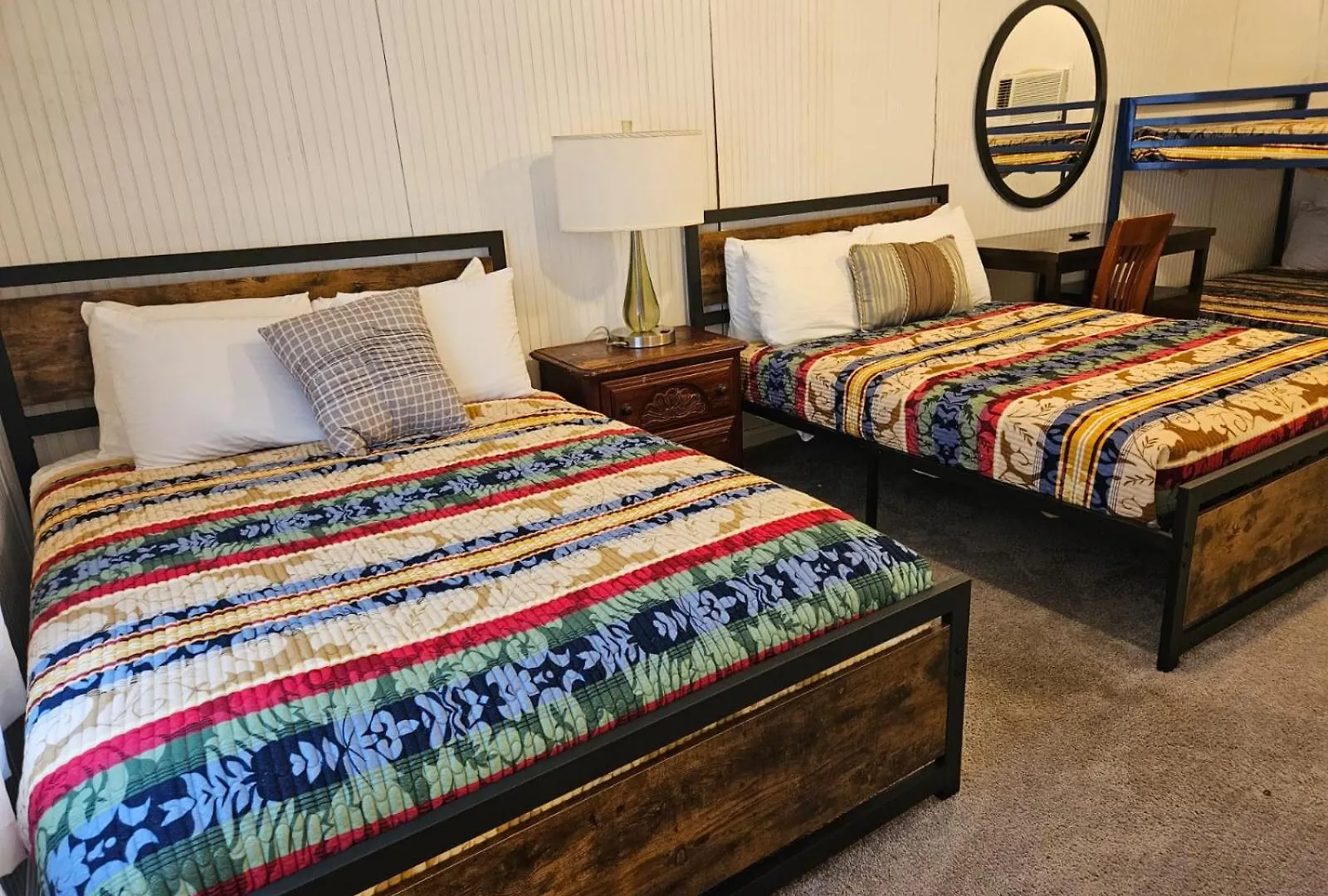 3 Bedroom Guest House Get Away Ideal Location Memphis