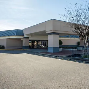 Отель Travelodge By Wyndham Airport/graceland, Мемфис